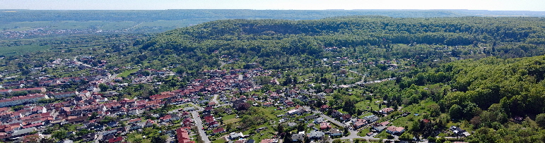 Bleicherode, eingebetet in den Bleicherder Bergen